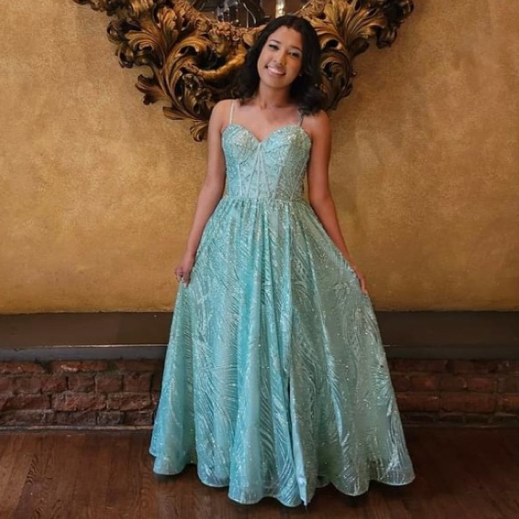 Elegant TurquoiseDress Maxi Size Small